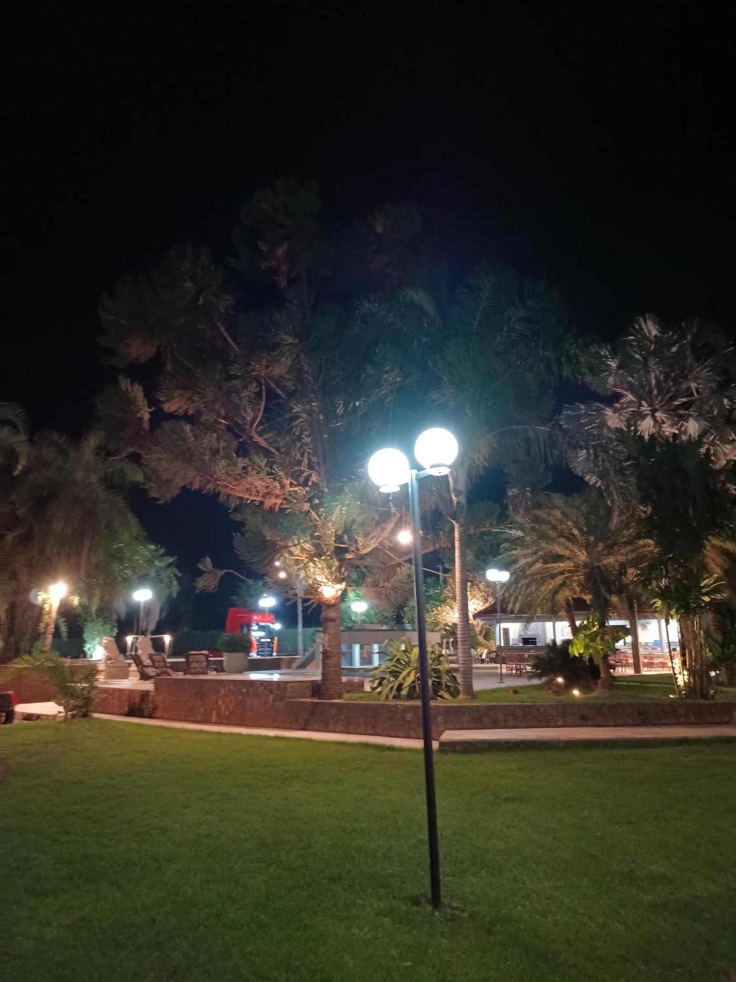 Parque Das Arvores Hospedagem E Eventos Barretos Exterior photo